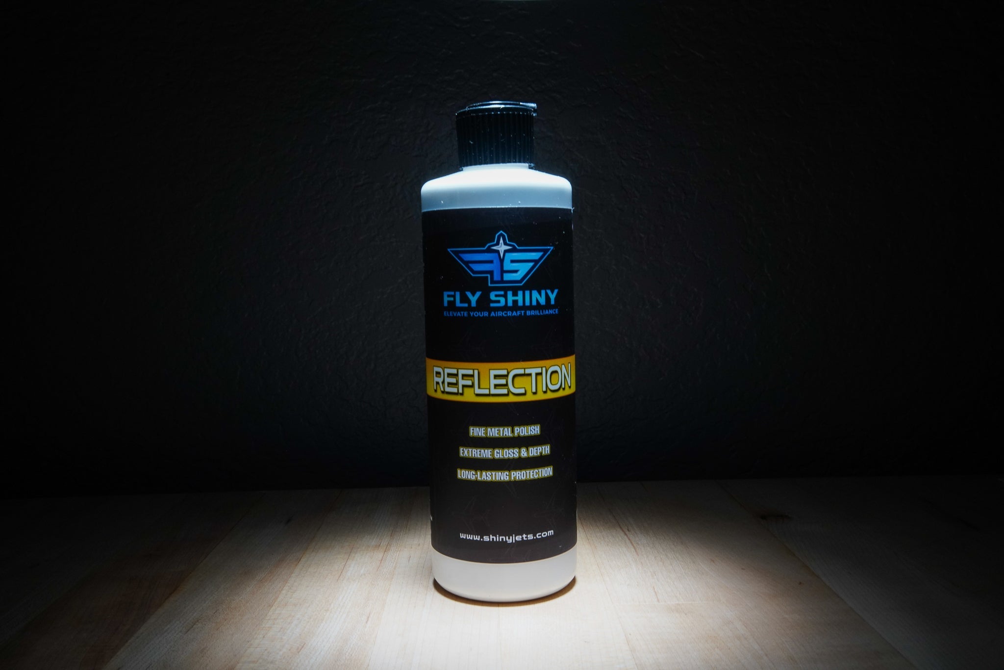 Fly Shiny Reflection – Premium aviation brightwork finishing polish designed to enhance gloss, depth, and clarity on aircraft surfaces, delivering a showroom-quality shine.